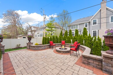 718 S Loomis St, Naperville, IL 60540 - photo 6