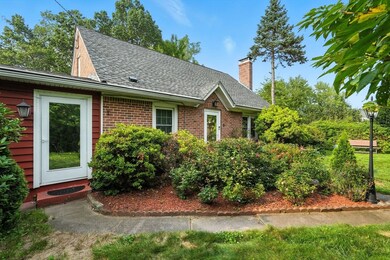 15 Purves St, East Longmeadow, MA 01028 - photo 4
