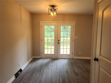 103 Spruce Ln, Windsor, MO 65360 - photo 3