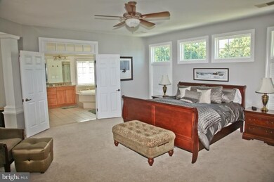 613 Traveller Ct, Lothian, MD 20711 - photo 3