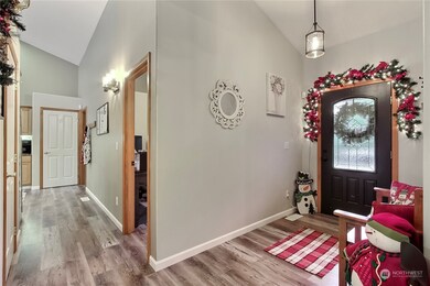 20 W Little Nahwatzel Dr, Shelton, WA 98584 - photo 3