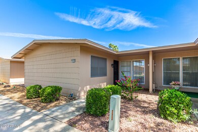 10549 W Palmeras Dr, Sun City, AZ 85373 - photo 4