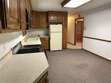 203 S Montgomery St, Colfax, IA 50054 - photo 6