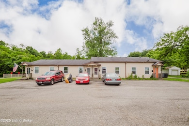 912 Cedar St-13