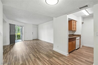 201 Santa Clara Dr unit 201, Naples, FL 34104 - photo 7