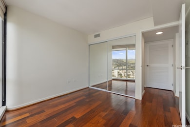 Moana Pacific unit II4302, Honolulu, HI 96814 - photo 7