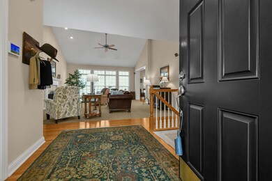 7-web-or-mls-5737-lake-forest-way