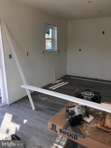 537 W 7th St, Laurel, DE 19956 - photo 3