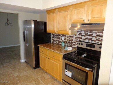 06 Kitchen 10337 W Desert Forest