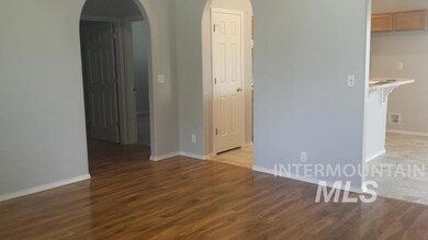 924 W Edwards Ave, Nampa, ID 83686 - photo 3