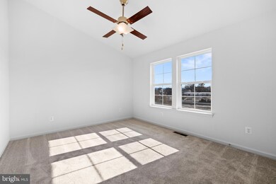 439 N Burhans Blvd, Hagerstown, MD 21740 - photo 7