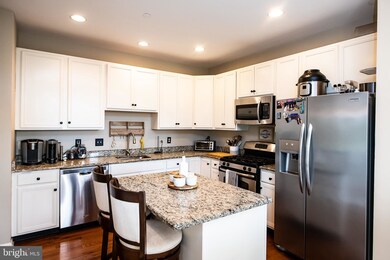 309 Katie Ln, Perkasie, PA 18944 - photo 4