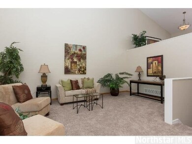 17505 Rustic Hills Dr, Eden Prairie, MN 55346 - photo 5