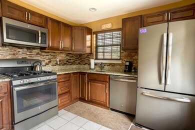 175 Edinburgh Ct, Matawan, NJ 07747 - photo 6