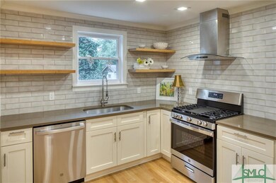 520 Columbus Dr, Savannah, GA 31405 - photo 7