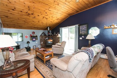 12 Old Carriage Rd, West Warwick, RI 02893 - photo 5