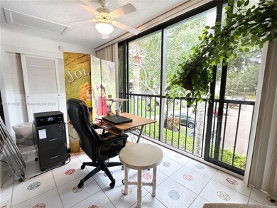 Glass-Enclossed Netted Balcony