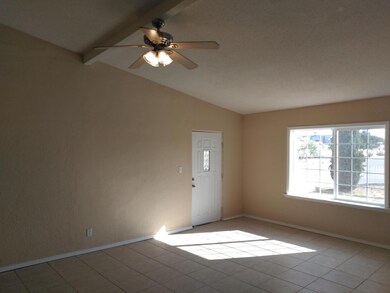 663 Mauer Rd unit B, El Paso, TX 79915 - photo 7