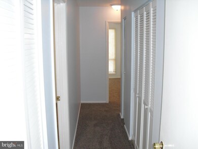 200 Park Terrace Ct SE unit 8, Vienna, VA 22180 - photo 7
