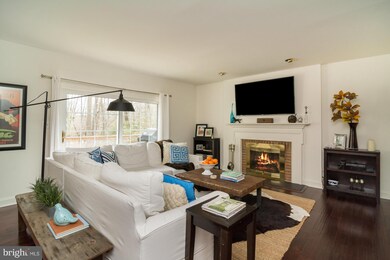 909 Malvern Hill Dr, Davidsonville, MD 21035 - photo 3