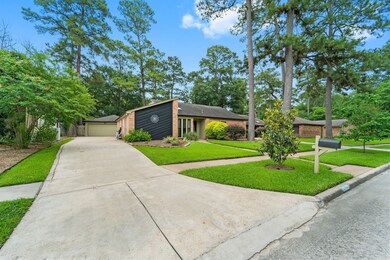 15122 Forest Lodge Dr, Houston, TX 77070 - photo 2