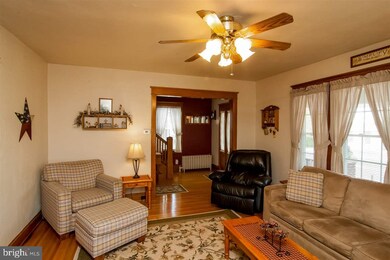 323 E King St, Littlestown, PA 17340 - photo 5