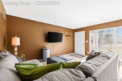 2630 Depew Dr, West Bloomfield, MI 48324 - photo 7