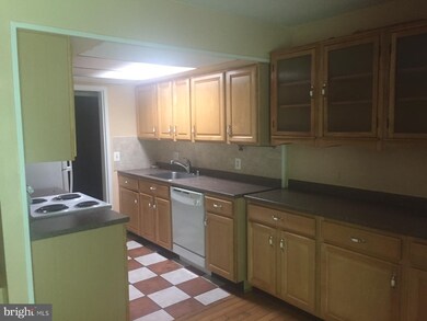 2239 Castle Rock Square unit 2B, Reston, VA 20191 - photo 5