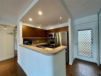 3545 NE 167th St unit 204, North Miami Beach, FL 33160 - photo 6