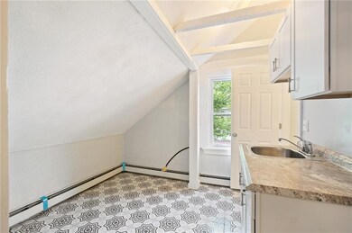 62 Heath St unit 3, Providence, RI 02909 - photo 4