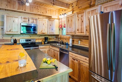 whiskey-barrel_Inn-and-Spa-Cedar-Falls-J
