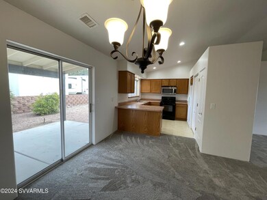 5645 Towers Rd Marketing 010