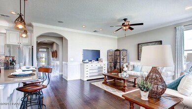 Bellmore-large-005-5-Living Room-1500x10
