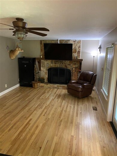 45 Pinewood St, Crawfordville, FL 32327 - photo 5