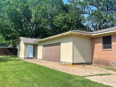 2729 S Fannin Ave, Denison, TX 75020 - photo 4