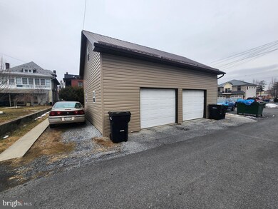 226 E Main St, Palmyra, PA 17078 - photo 7