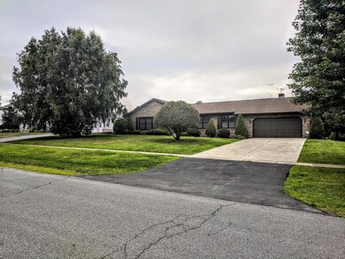 910 Apple Tree Rd, Moscow, PA 18444 - photo 3