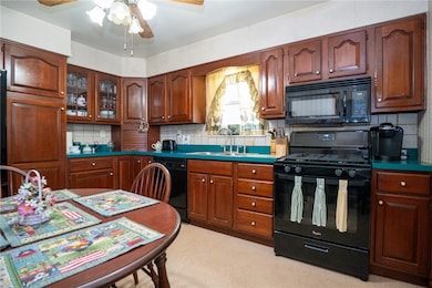 1370 Lincoln Dr, Monaca, PA 15061 - photo 7