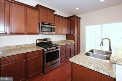 8523 Crooked Tree Ln, Laurel, MD 20724 - photo 7