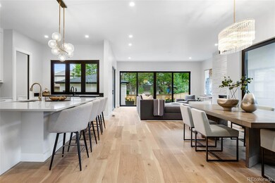 Indoor-outdoor living at its finest! (Kitchen phot
