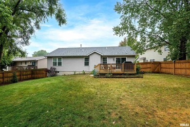 6619 Brookview Ln, Davenport, IA 52806 - photo 3