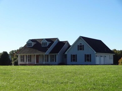 1095 Earl Jones Rd, Crossville, TN 38555 - photo 2