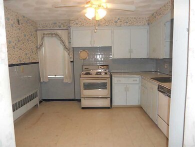 66 Oak Hill Ave, Pawtucket, RI 02860 - photo 6