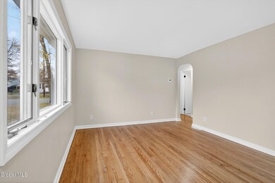 18 Anthony Ln, Albany, NY 12205 - photo 4