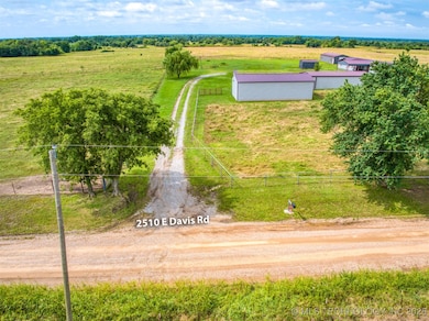 2510 E Davis Rd, Durant, OK 74701 - photo 5