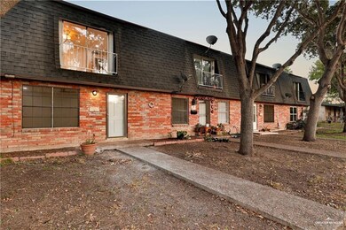 807 S Oregon Ave unit B, Weslaco, TX 78596 - photo 2