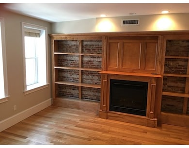 150 Salem St unit 2, Boston, MA 02113 - photo 6