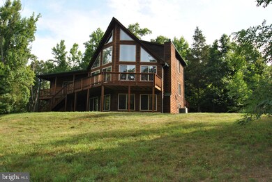 230 Timberland Manor Dr, Bentonville, VA 22610 - photo 2