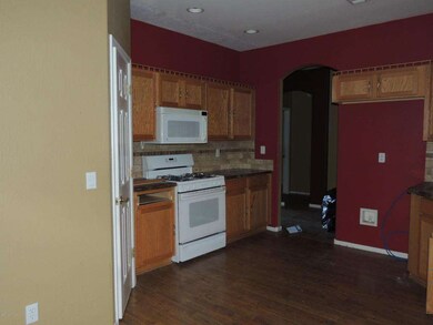 Kitchen 3
