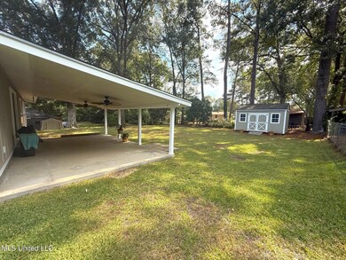 211 Shannon Dr, McComb, MS 39648 - photo 4